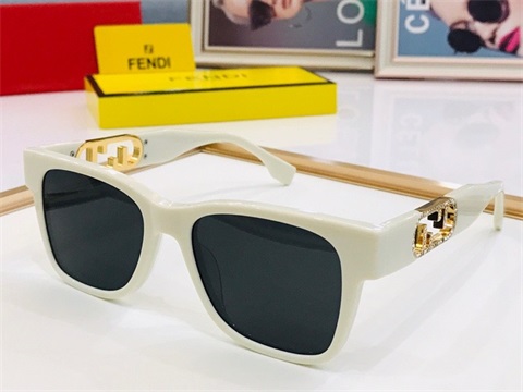 Fendi sunglass-670
